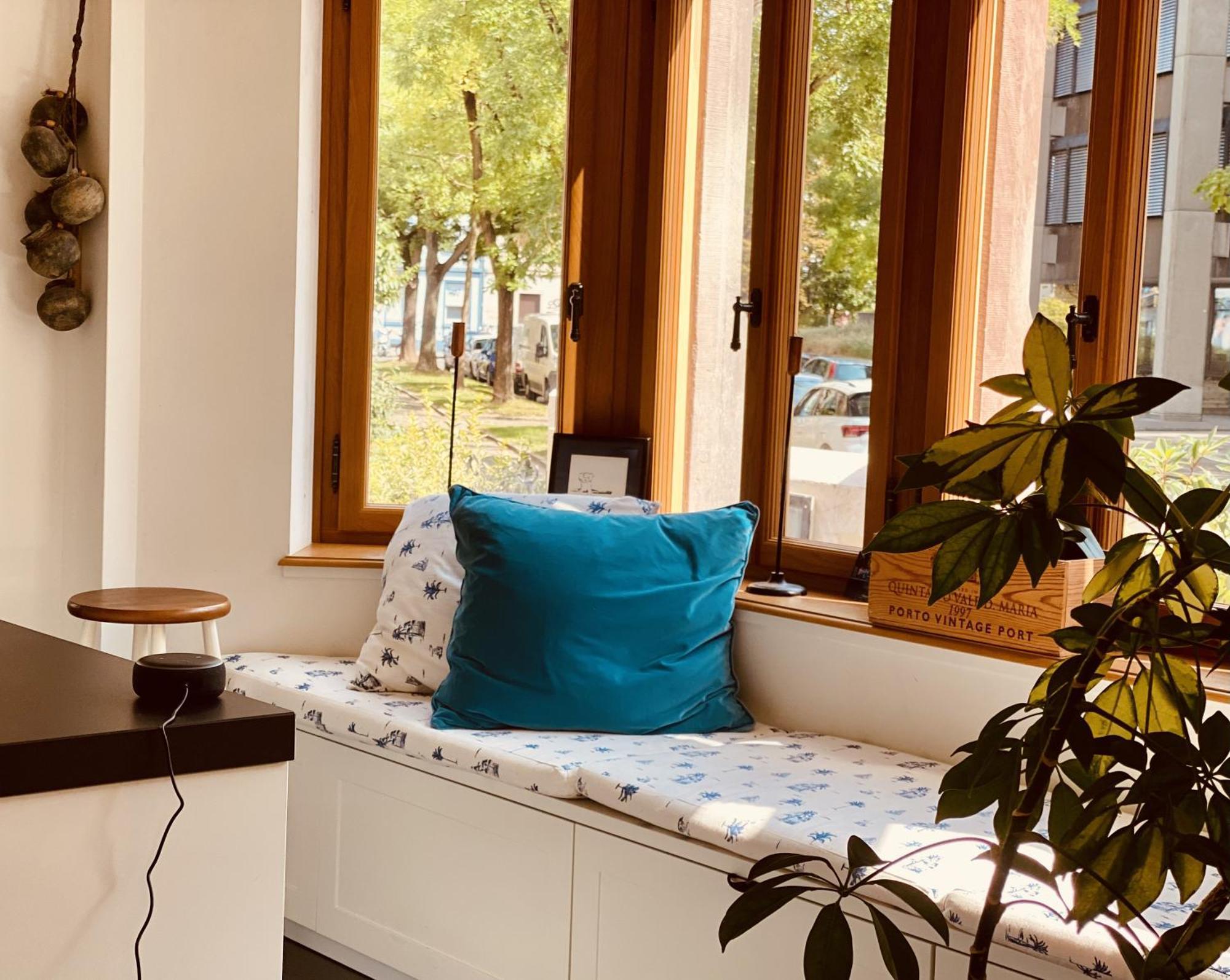 Georgian Guest Rooms Basilej Exteriér fotografie